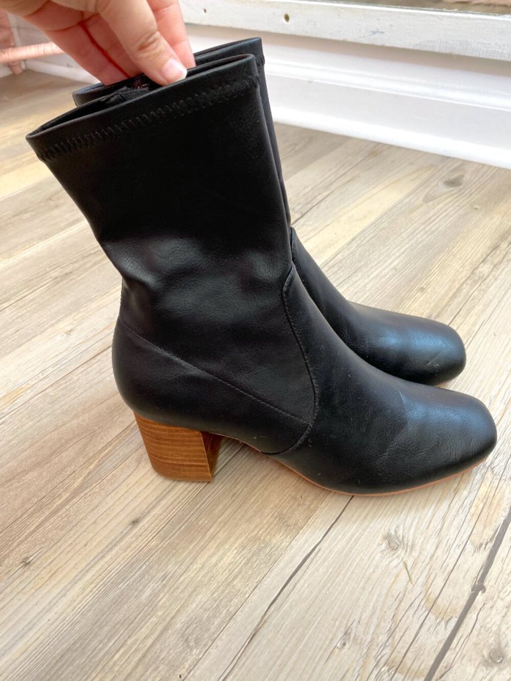 Silent D Black Square Toe Boots Size 37